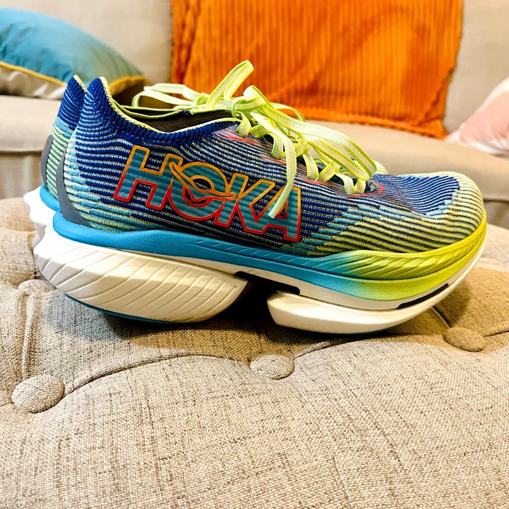 Hoka Cielo X1